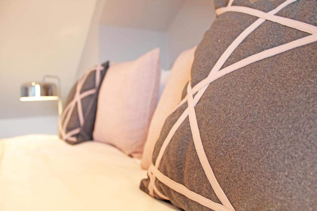 Queens Road - Luxury Spacious Home In Chester Christleton Esterno foto